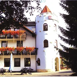 Turm Hotel Grunhaid