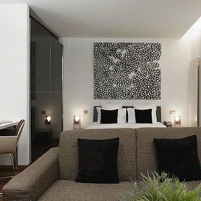 La Cour Des Augustins Boutique Gallery Design Hotel Γενεύη
